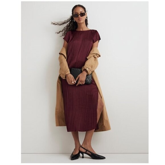 Madewell Short-Sleeve Slip Midi Dress in Plisse Mulberry Wine Size S NWT - Picture 4 of 11